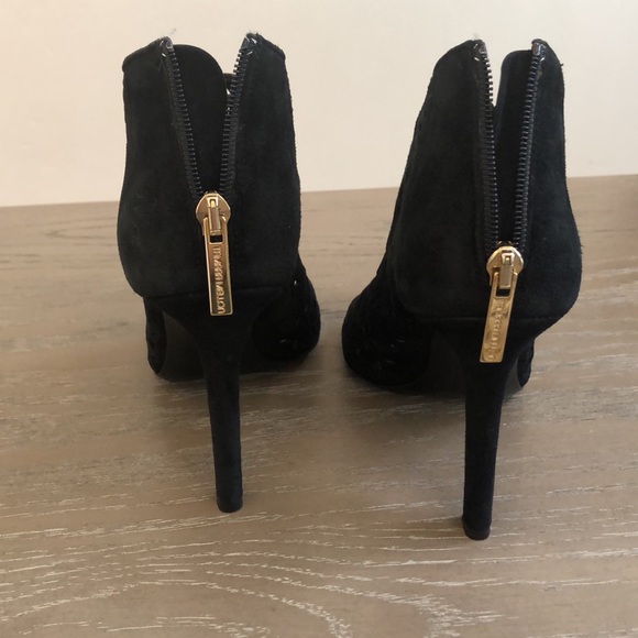 Laser Cut Tamra Melon Booties - Picture 6 of 7